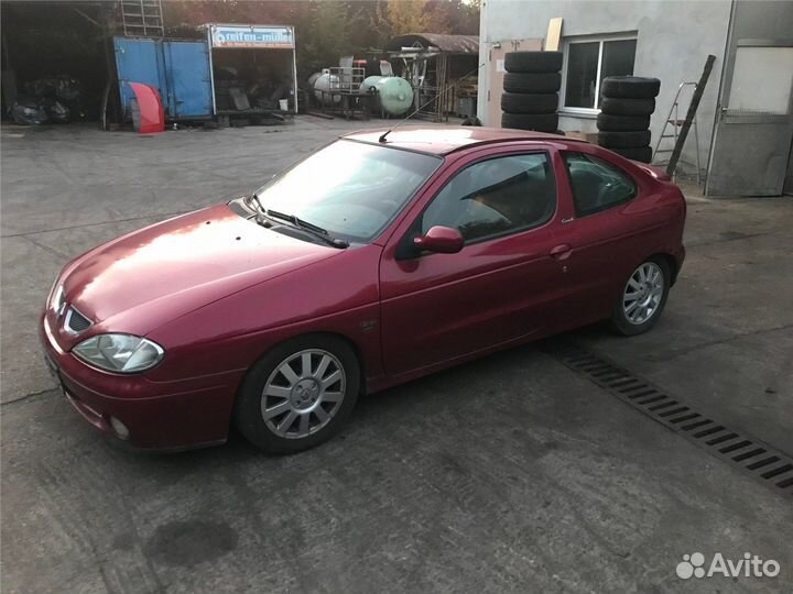 Разбор на запчасти Renault Megane