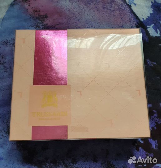 Коробка от парфюмерного набора Trussardi