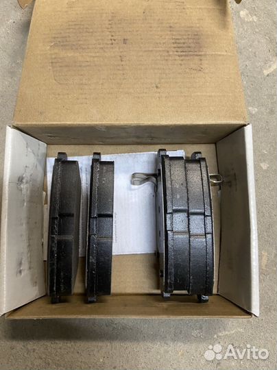 Комплек задних тормозных колодок NK