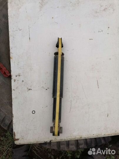 Продам задние стойки на хонду HR-V