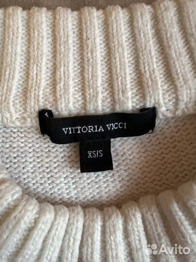 Свитер женский