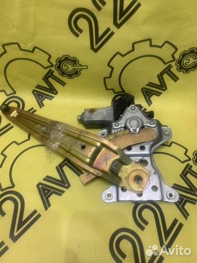 Стеклоподъемник задний левый Toyota Caldina ST210