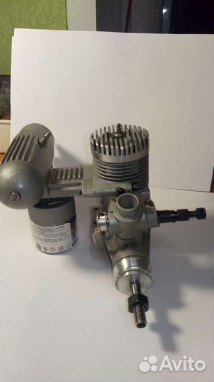 Авиамодельный двигатель