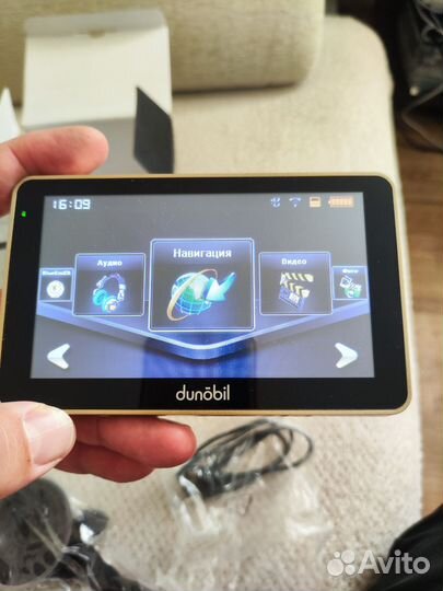 Gps навигатор Dunobil Clio 5.0