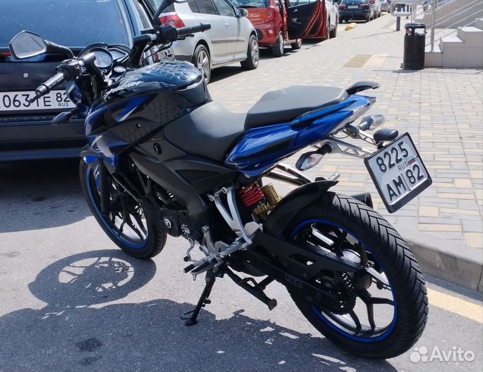 Bajaj pulsar NS