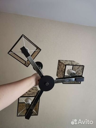 Люстра и бра