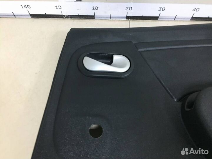 Обшивка двери задней правой Renault Sandero 2009-2