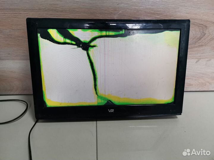Телевизор VR LT-19N09V (Разбор)(По запчастям)