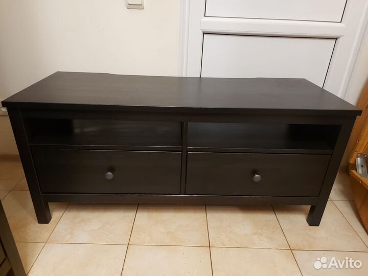 Тумба под телевизор IKEA хемнэс