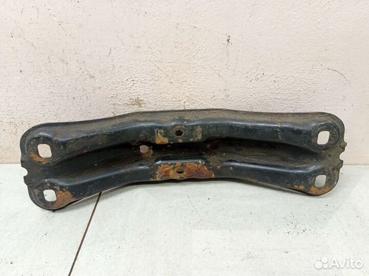 Кронштейн подушки двигателя