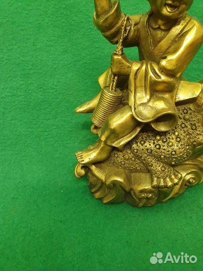 Скульптура бронзовая фен-шуй Лю Хай бог монет