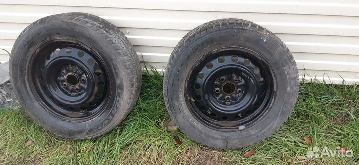 Bridgestone Blizzak W960 215/60 R16