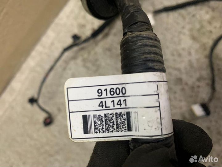 Проводка двери передней левой Hyundai Solaris 11