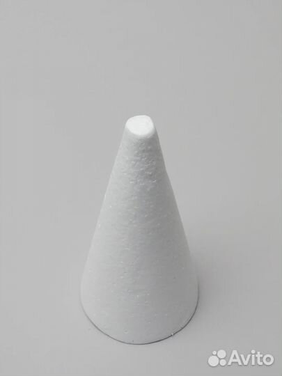 Пенопластовые шары и конусы медведь