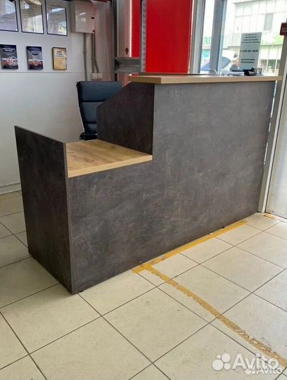 Стойка Ресепшен