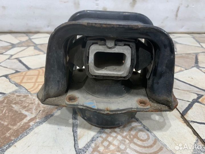 Подушка двигателя Citroen C4 хэтчбэк EP6 2010