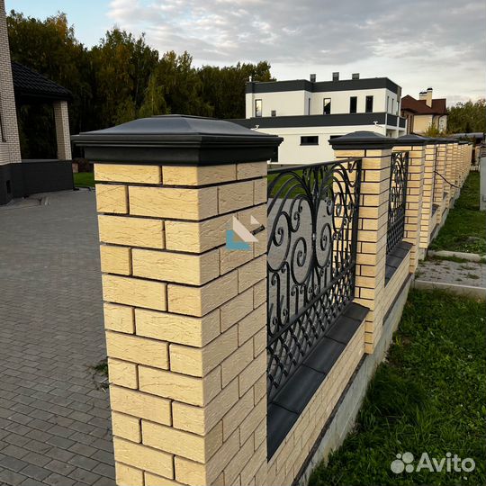 Колпаки на столбы забора 1,5х1,5 кирпича