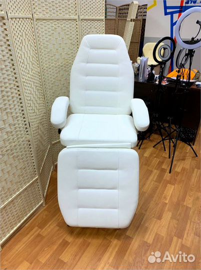 Косметологическое кресло