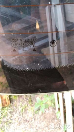 Стекло заднее Skoda Octavia