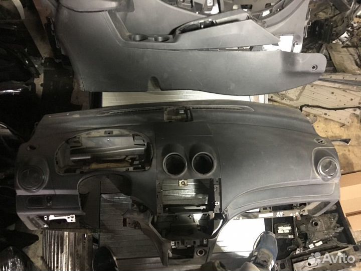 Торпедо (панель) Шевроле Авео Т250 Aveo T250 б/у