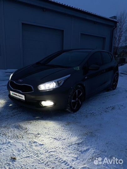 Kia Ceed 1.6 AT, 2015, 219 000 км