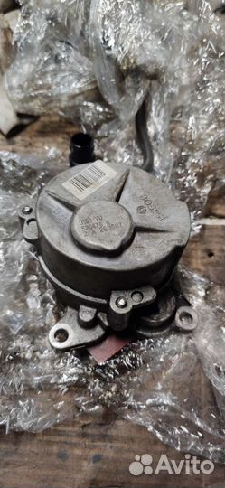 Вакуумный насос Opel Vivaro, Renault Trafic II 2.0