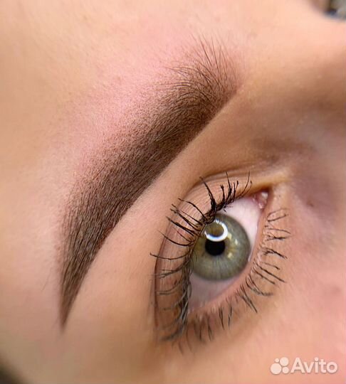 Обучение перманентному макияжу бровей