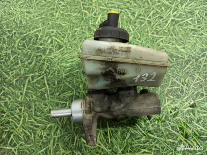 Главный тормозной цилиндр Renault Logan седан 1.4