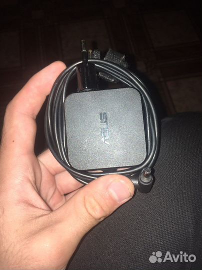 Ноутбук asus