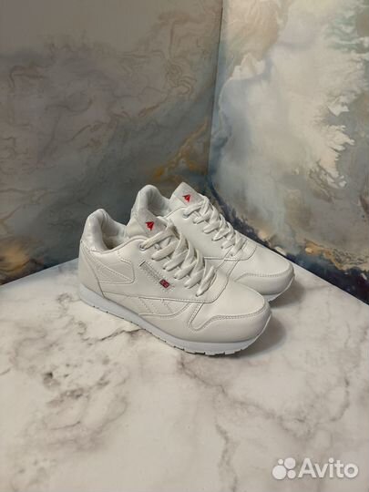 Кроссовки зимние reebok 39 размер