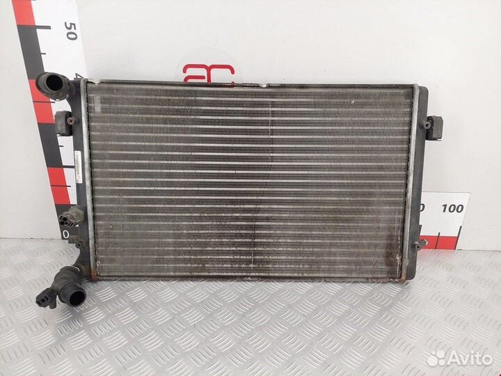 Радиатор основной для Volkswagen Golf 4