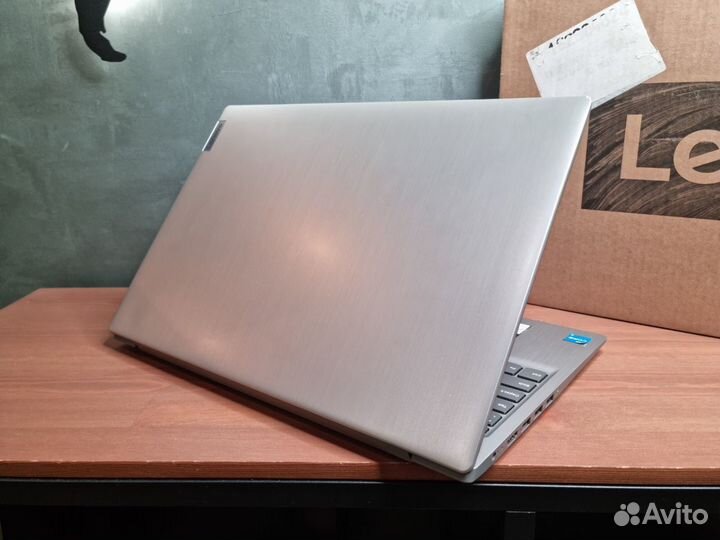 Ультрабук Lenovo ideapad 15,6