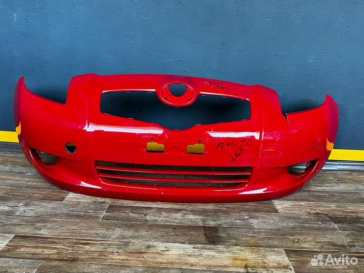 Бампер передний Toyota Auris