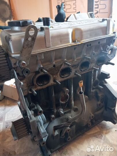 Двигатель 4G94