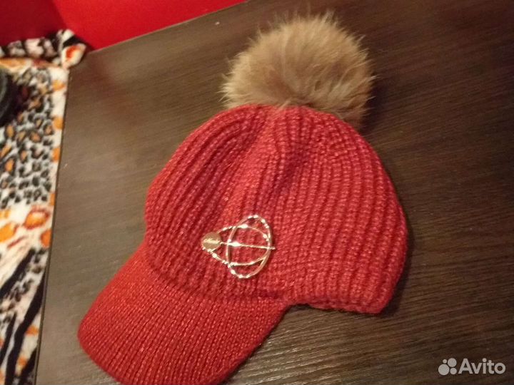 Шапка женская и снуд