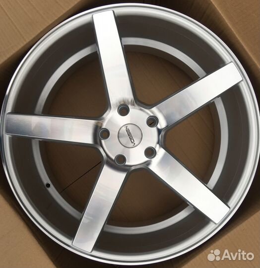 Диски на BMW бмв X6 E71 F16 R21