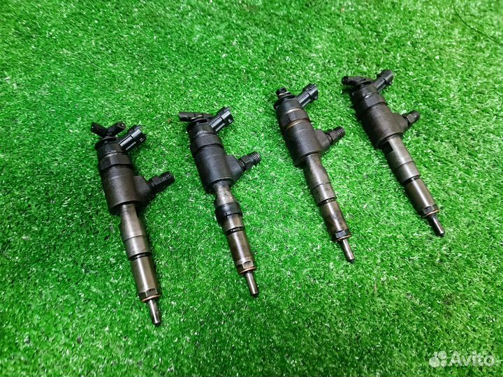 Топливная форсунка Peugeot 307 1,4 HDi