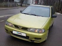 Nissan Almera 1.4 MT, 1995, битый, 325 000 км, с пробегом, цена 110 000 руб.