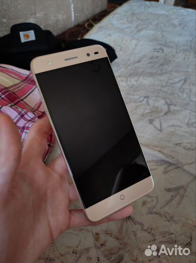 ZTE Blade V7 Lite, 2/16 ГБ