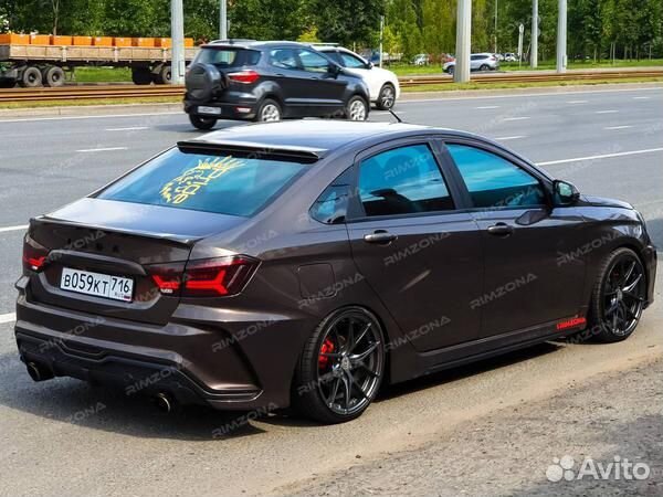 Литые диски HRE P101 R17 на LADA vesta