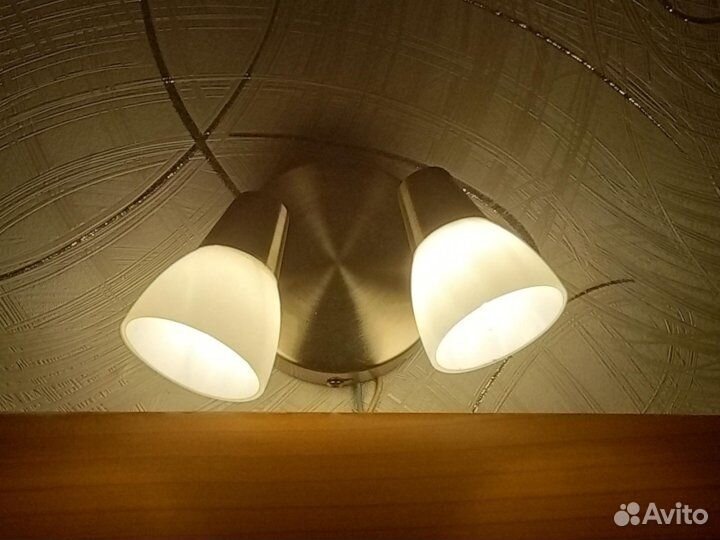 Настенный светильник бра