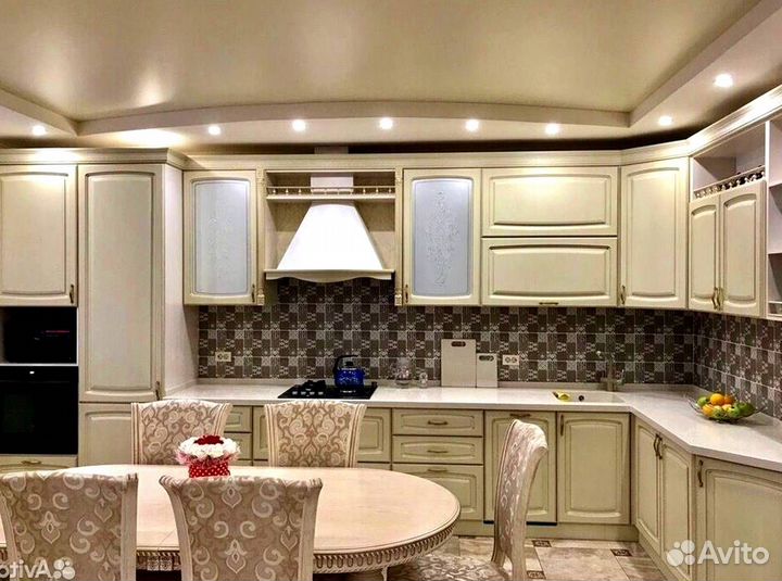 Кухонные гарнитуры современные