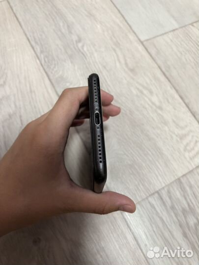 iPhone 8 Plus, 64 ГБ