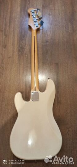 Бас гитара Fender precision MIM