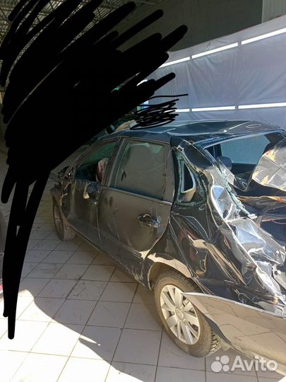 LADA granta 2023г.в. по запчастям кузов