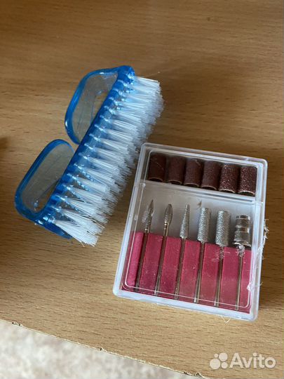 Аппарат для маникюра и лампа