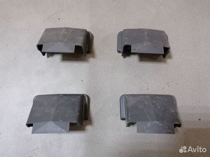 Заглушка сиденья Opel Monterey A 1992-1998