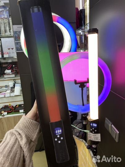 Светодиодная беспроводная заряжаемая лампа RGB