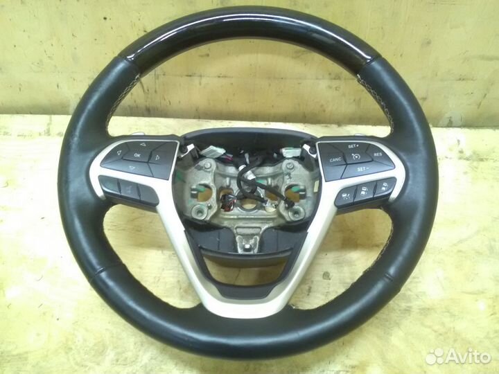 Руль Jeep Grand Cherokee WK2 Overland (дерево+кожа