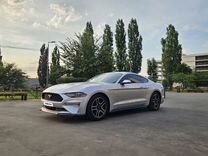 Ford Mustang 2.3 AT, 2019, 56 000 км, с пробегом, цена 2 580 000 руб.